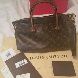 Louis Vuitton Pallas Monogram Noir